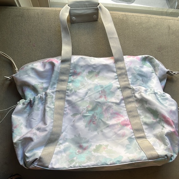 Indigo Multicolor Gym Weekend Bag - Picture 2 of 4